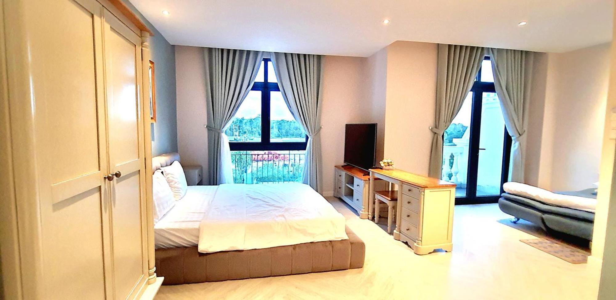 The Bok Hotel Grand World - By Gogo Phu Quoc Room photo